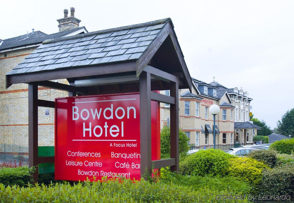 Mercure Altrincham Bowdon Hotel Ringway Bagian luar foto